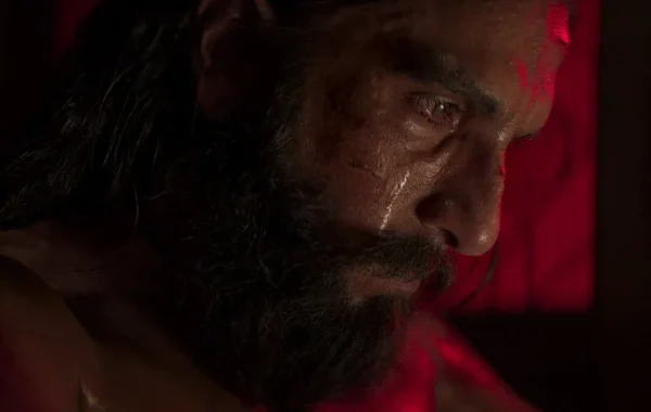 Dhurandhar (2025): Akshaye Khanna Steals Spy Thriller From Ranveer Singh’s Undercover Mission