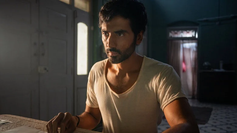 Gandhari - The Thriller Mechanics Never Click Into Place